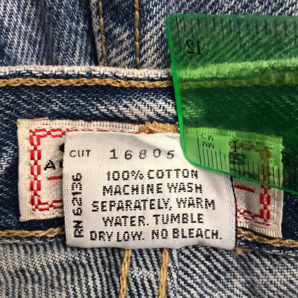 Guess Sz 2 Vintage Distress ButtonFly BermudaShort - Picture 7 of 8